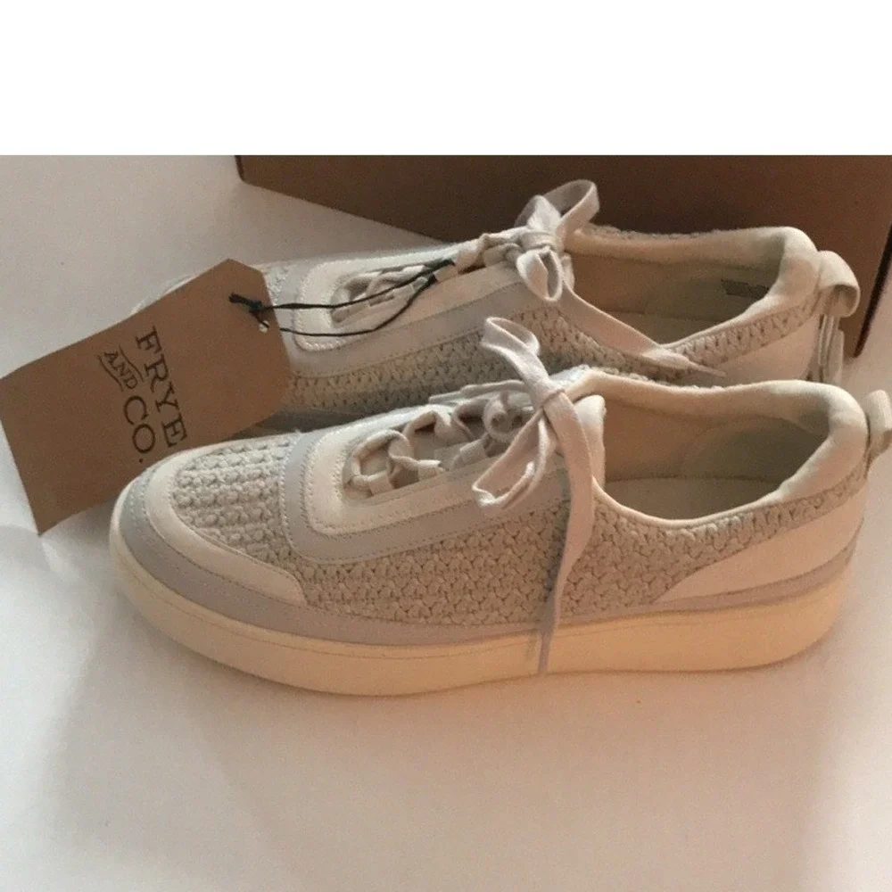 Frye‎ and Co Women's 10 Taylor Sneaker Winter White Platform FO10142